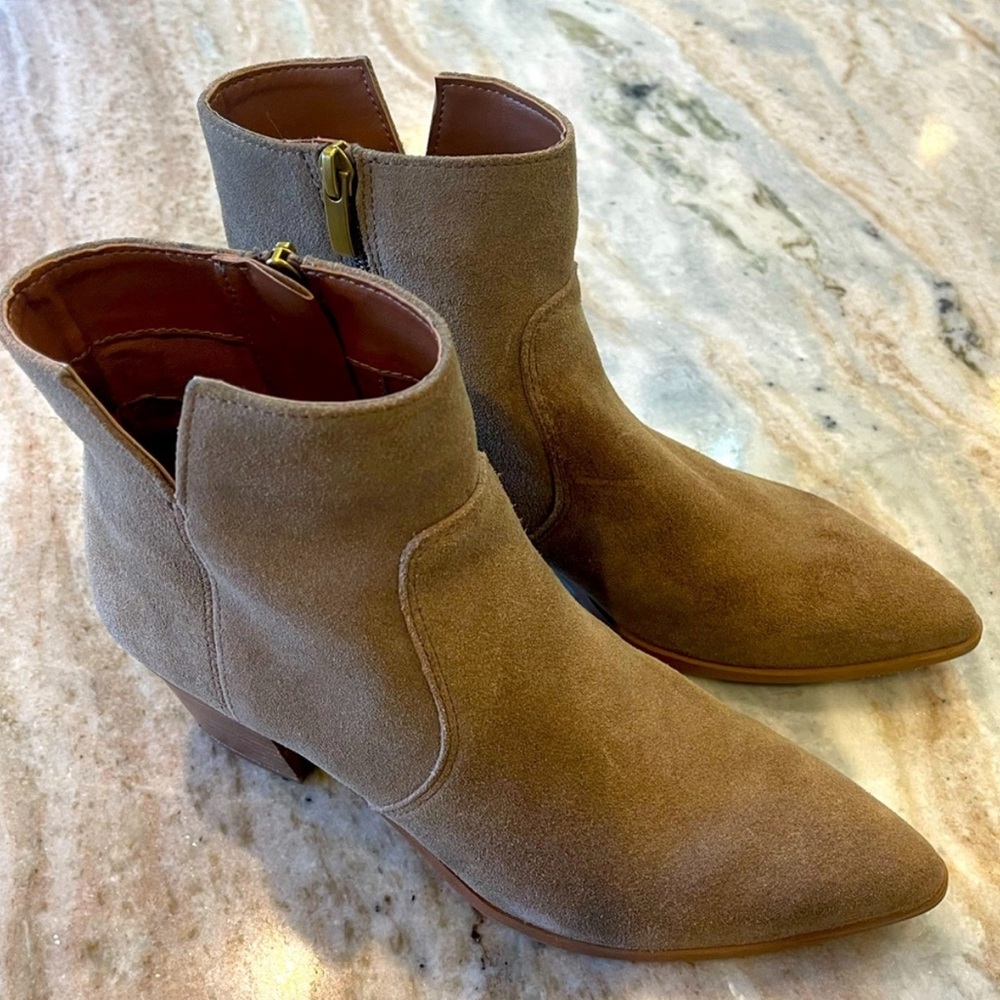 Western style ankle boots